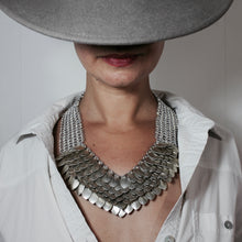 Load image into Gallery viewer, Metal Petal Necklace in Gold