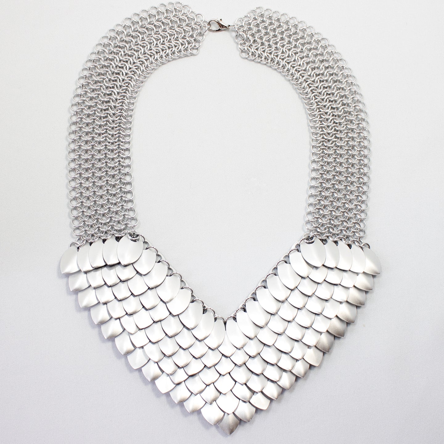 Metal Petal Necklace in Silver