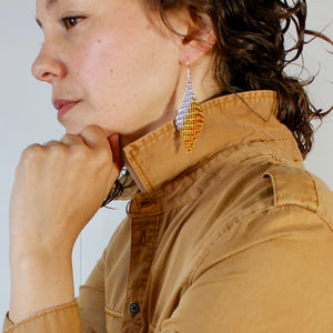 Mesh Ear Rings in Orange Fade
